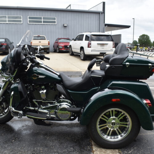 FLHTCUTG 2024 Tri Glide™ Ultra thumb 0