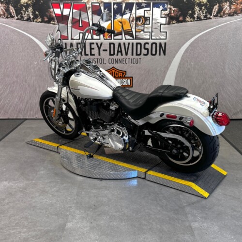 2018 FXLR Low Rider® thumb 1