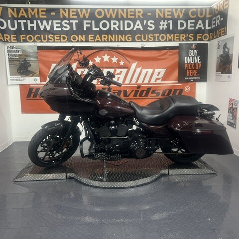 2021 Harley-Davidson® Road Glide® Special | Pre-Owned Touring Motorcycle thumb 3
