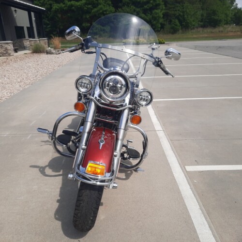 2012 Harley-Davidson® Heritage Softail® Classic Two-Tone Ember Red Sunglo/Merlot Sunglo thumb 2