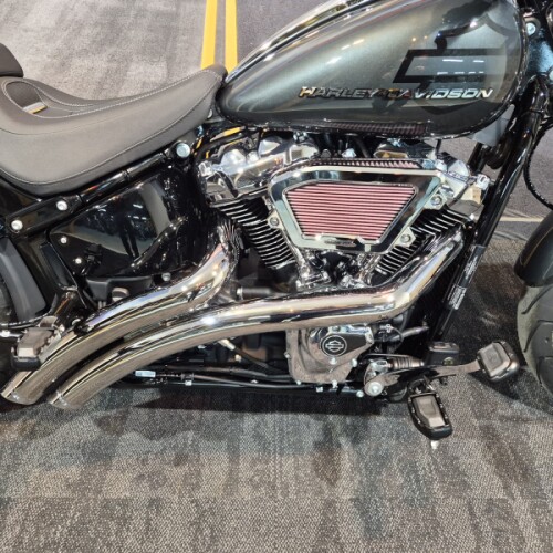 2026 Harley-Davidson® Breakout® Iron Horse Metallic Chrome Trim, 