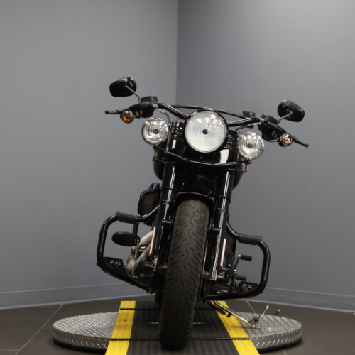2017 Harley-Davidson® Softail Slim® S FLSS thumb 2