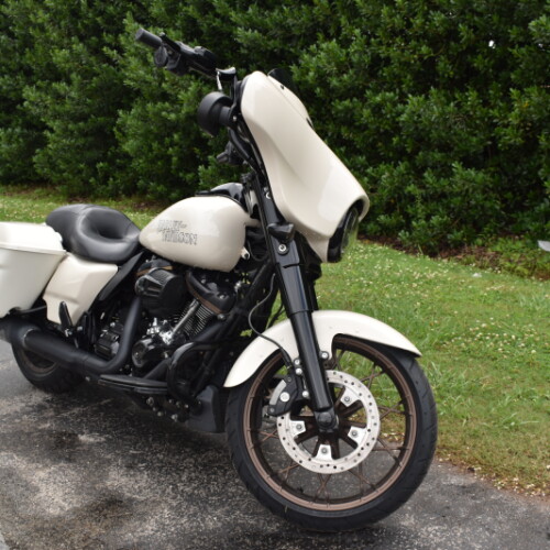 FLHXST 2023 Street Glide® ST thumb 3