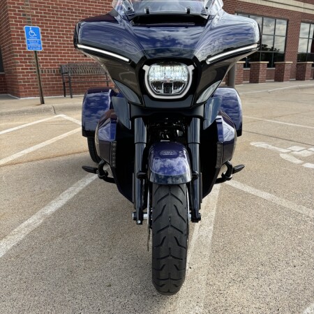 2026 Harley-Davidson® Street Glide 3 Limited Purple Abyss / Vivid Black Black Trim thumb 1