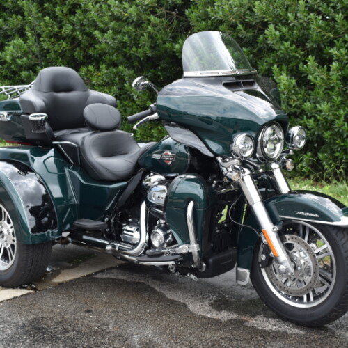 FLHTCUTG 2024 Tri Glide™ Ultra thumb 3