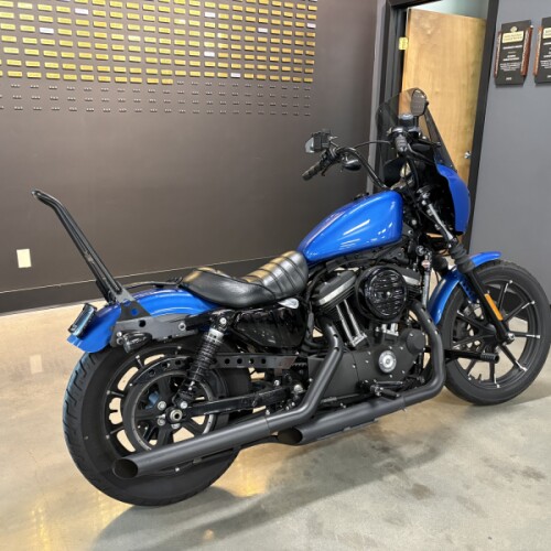 2019 Harley-Davidson® Iron 883™ Black Denim thumb 2