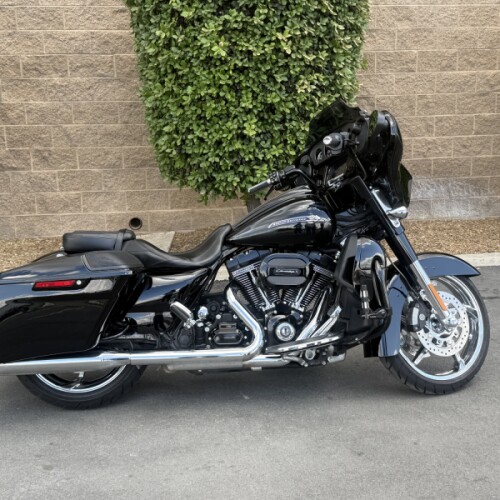 FLHXSE 2015 CVO™ Street Glide® thumb 3