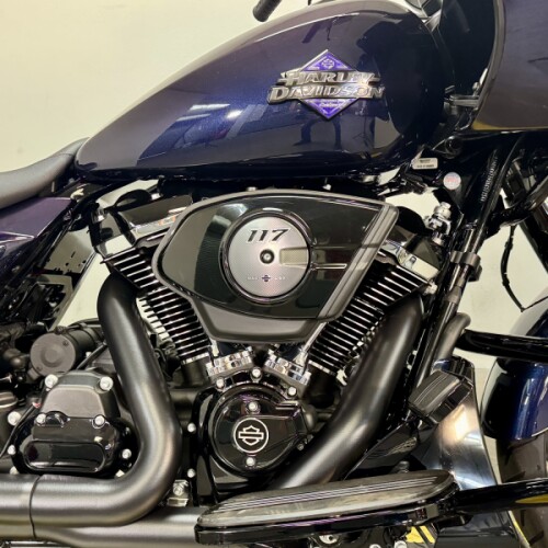 FLTRX 2025 Road Glide™ thumb 3