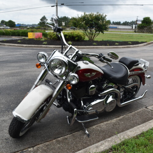 2013 Softail® Deluxe thumb 1