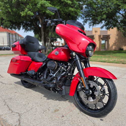 2022 Harley-Davidson® Street Glide® Special thumb 2