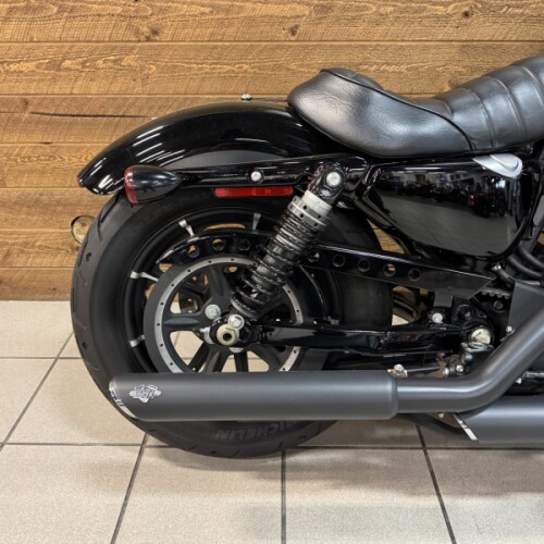 2016 Harley-Davidson® Iron 883™ Hard Candy Gold Flake  XL883N thumb 0