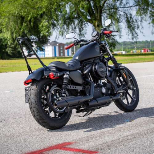 2022 Harley-Davidson® Iron 883™ XL 883N thumb 2