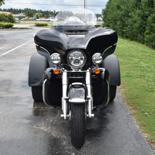 FLHTCUTG 2023 Tri Glide® Ultra thumb 2