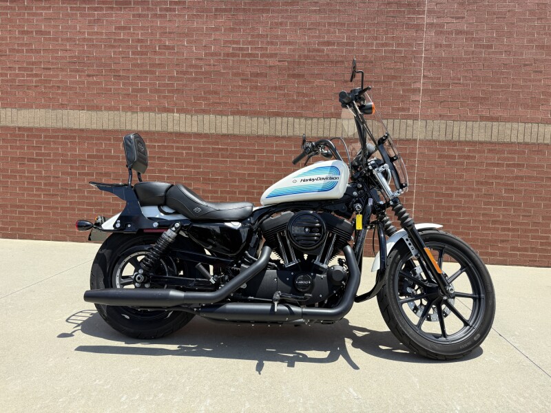 2019 Harley-Davidson® Iron 1200™ Billiard White