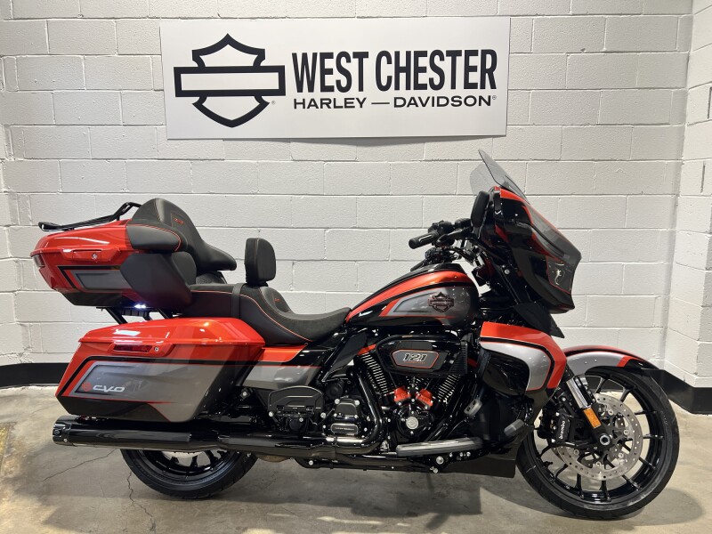 2026 Harley-Davidson® CVO Street Glide Limited Citrus Heat CVO FLHTLSE