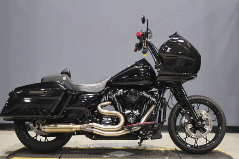 2020 Harley-Davidson® Road King® Special Vivid Black