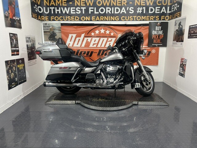 2017 Harley-Davidson® Ultra Limited | Pre-Owned Touring Motorcycle