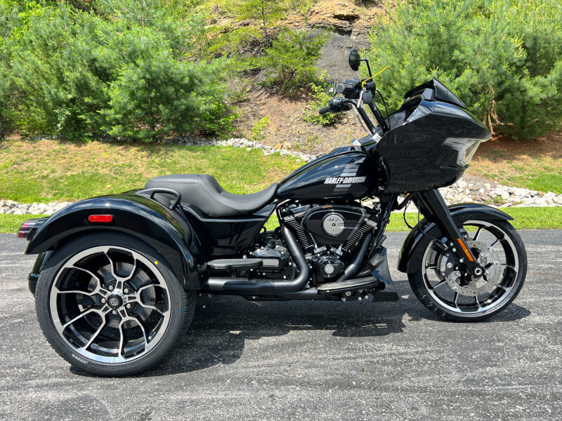 FLTRT 2026 Road Glide 3