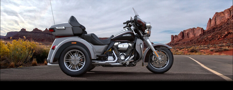 2017 H-D FLHTCUTG Tri Glide® Ultra 107ci