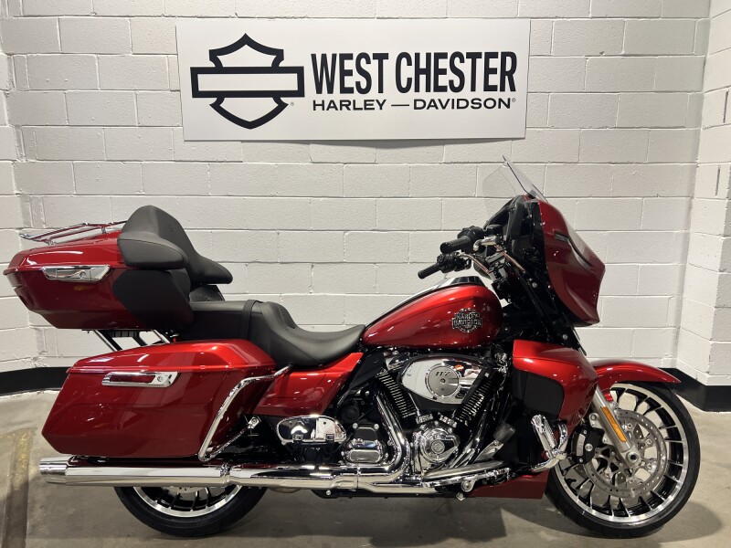 2026 Harley-Davidson® Street Glide Limited Brilliant Red FLHXL