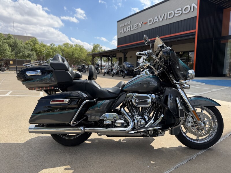 2015 Harley-Davidson® CVO™ Ultra Limited Carbon Dust/Charcoal Slate