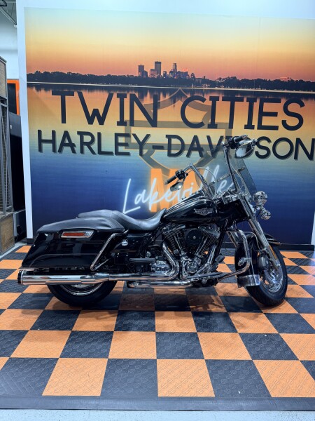 2014 Harley-Davidson Road King FLHR