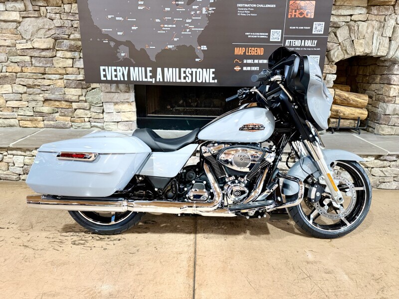 2026 FLHX - Street Glide 