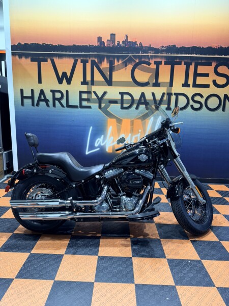 2017 Harley-Davidson Softail Slim FLS103