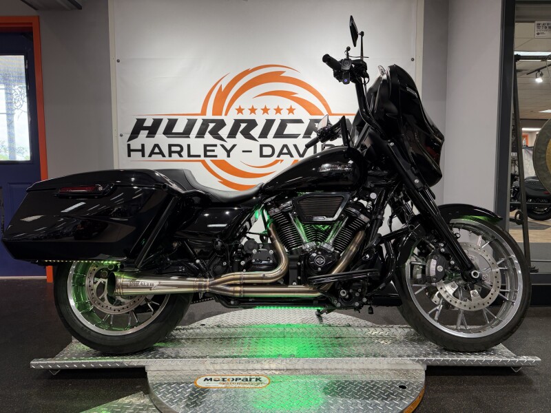 FLHX 2024 Street Glide®