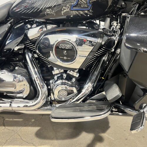 2026 Harley-Davidson® Street Glide 3 Limited Midnight Ember FLHLT thumb 1