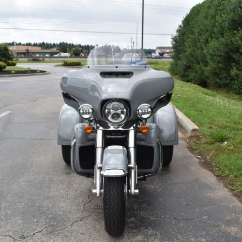 FLHTCUTG 2024 Tri Glide™ Ultra thumb 2