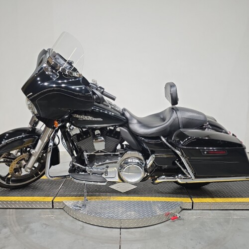 FLHXS 2016 Street Glide® Special thumb 1