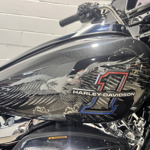 2026 Harley-Davidson® Street Glide 3 Limited Midnight Ember FLHLT thumb 3