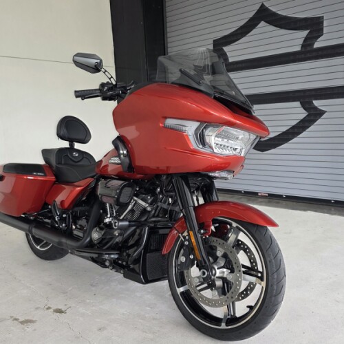 2024 Harley-Davidson® Road Glide® Whiskey Fire - Black Finish thumb 3