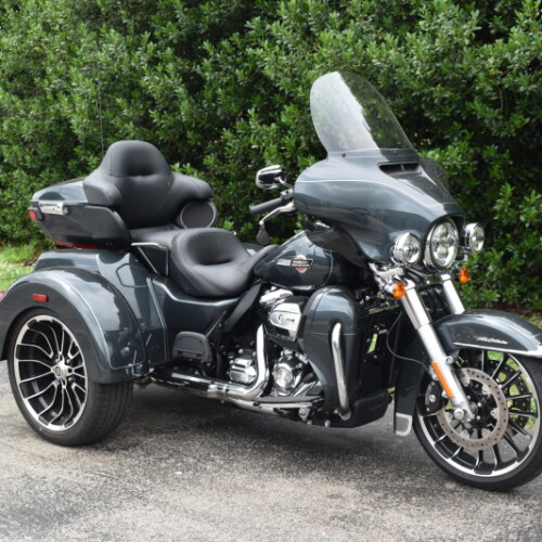 2025 Harley-Davidson® Tri Glide® Ultra thumb 3