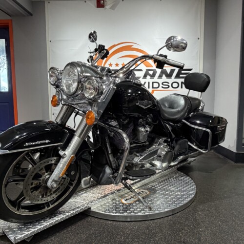 2022 Harley-Davidson® Road King® thumb 1