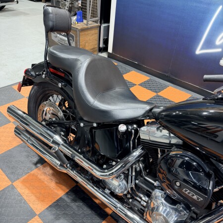 2017 Harley-Davidson Softail Slim FLS103 thumb 1