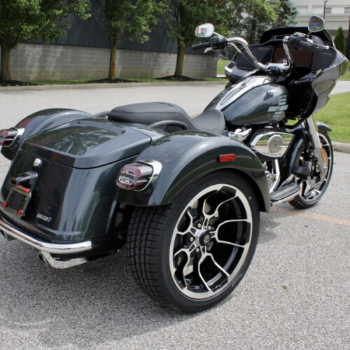 2026 Harley-Davidson Road Glide 3 thumb 2