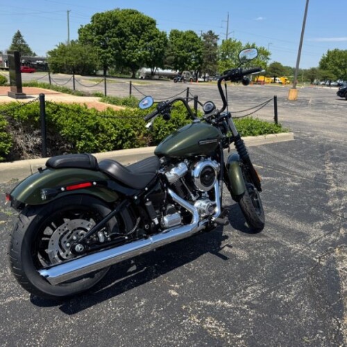 FXBB 2026 Street Bob® thumb 3