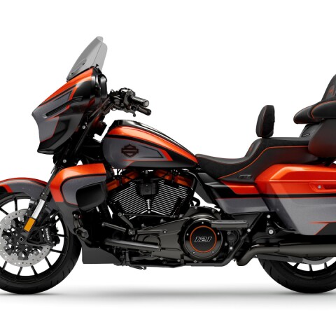 2026 Harley-Davidson CVO Street Glide Limited FLHXLSE thumb 2