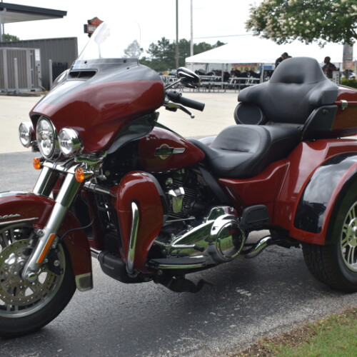 FLHTCUTG 2024 Tri Glide™ Ultra thumb 1