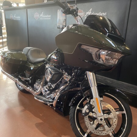 FLTRX 2026 Road Glide® thumb 3