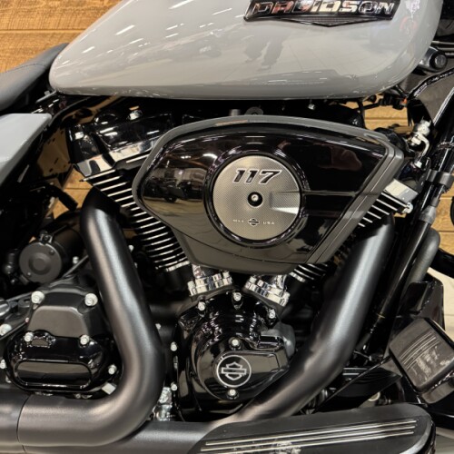 2026 Harley-Davidson® Street Glide® Dark Billiard Gray Black Trim FLHX thumb 2
