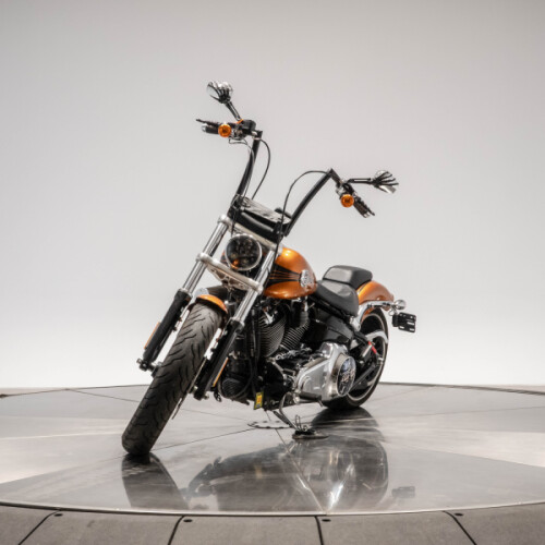 2014 Harley-Davidson FXSB Softail Breakout in Amber Whiskey with 9,891 miles thumb 1
