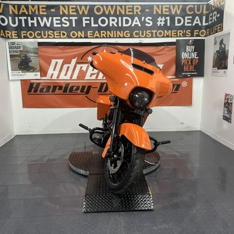 2023 Harley-Davidson® Street Glide® Special | Pre-Owned Touring Motorcycle thumb 2
