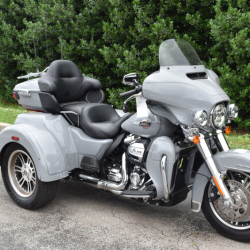 FLHTCUTG 2024 Tri Glide™ Ultra thumb 3