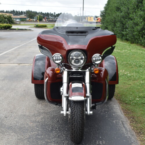 FLHTCUTG 2024 Tri Glide™ Ultra thumb 2