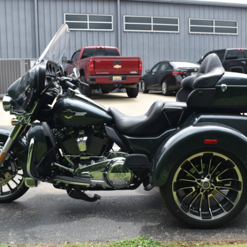 2025 Harley-Davidson® Tri Glide® Ultra thumb 0