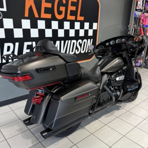 2021 Harley-Davidson® Ultra Limited River Rock Gray Denim/Black Denim - Black Finish thumb 2