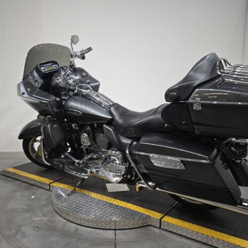  2011 CVO™ Road Glide® Ultra thumb 0
